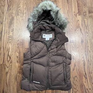 Columbia Puffer Vest